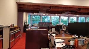 Born 13 february 1994), also known simply as memphis, is a dutch professional footballer who plays as a forward for ligue 1 club lyon and the. Depuy Synthes Burofotos Glassdoor