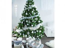Sapin De Noel Quel Style Deco Choisir Cette Annee Elle Decoration Sapin De Noel Deco Noel Sapin Sapin De Noel Blanc