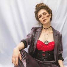 282.600 (her 360 kişiden biri) türki̇ye nüfus: Cagla Irmak Biography Height Life Story Super Stars Bio