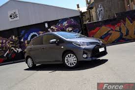 Recently i tested the toyota yaris yr 5 door hatch, which is the base model, with an automatic transmission. Toyota Yaris Review 2014 Toyota Yaris Hatch