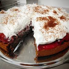 Neu Bei Uns Haselnuss Kirsch Kuchen Speisecafe Die Fabrik Facebook