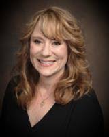 Kelly Tobey's Instagram, Twitter & Facebook