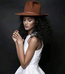 Instagram with sfle i got so many questions about how i fit my natural hair under this kente hat, that i thought it would be an awesome idea to showcase how i wear some of my…continue reading→ 8 Cute Hairstyles You Can Wear Under A Hat Naturallycurly Com