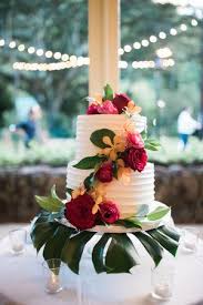 Tropical Wedding Cake Love Letter Weddings Tropical Wedding Cake Hawaii Wedding Cake Wedding Cakes With Flowers