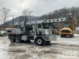Gradall XL 4100 II Excavator