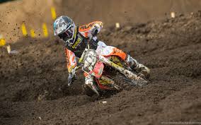 Video i 4k och hd för alla nle omedelbart. Dirtbike Moto Motocross Race Racing Motorbike Honda R Wallpapers Desktop Background
