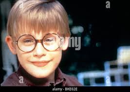 Macaulay Culkin Film The Pagemaster (1994) Characters: Richard Tyler  Director: Maurice Hunt 23 November 1994 **WARNING** This Photograph is for  editorial use only and is the copyright of 20 CENTURY FOX and/or