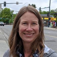 I am thrilled to announce that I have accepted an offer to join Goldman  Sachs as a Private Banking Summer Analyst in Dallas for the summer of 2023!  I am so grateful