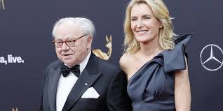 Relationship dating details of maria furtwangler and hubert burda and all the other celebrities they've hooked up with. Hubert Burda Media Legt Focus Bunte Elle Zu Publizistischer Einheit Zusammen Medien Derstandard De Kultur