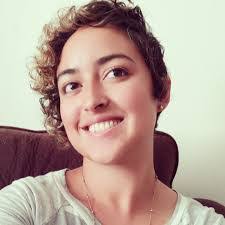 Melanie Bateman's Instagram, Twitter & Facebook