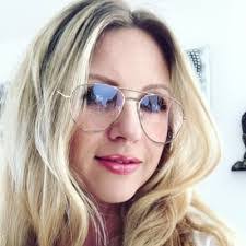 Tina Nusbaum's Instagram, Twitter & Facebook