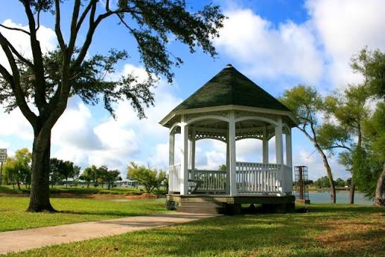 Facilities • Burke Crenshaw Gazebo