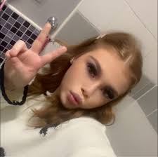 Hi . Im looking for someone who can change for my the honeycomb tires in my  scooter.