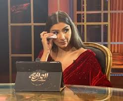 خالص الشكر لصاحب السمو الشيخ محمد بن راشد آل مكتوم علي منحي الإقامه الذهبيه في دوله الإمارات العربيه المتحدة وشكر خاص لهيئة الثقافه والفنون. Ù…ÙŠ Ø¹Ù…Ø± ØªØ¨ÙƒÙŠ ÙÙŠ ÙƒÙˆØ§Ù„ÙŠØ³ Ø§Ù„Ø¹Ø±Ø§ÙØ© Ù…Ø§ Ø§Ù„Ø³Ø¨Ø¨ Ø®Ø¨Ø± ÙÙŠ Ø§Ù„ÙÙ†