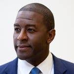 In an Increasingly Diverse House, Aides Remain Remarkably White