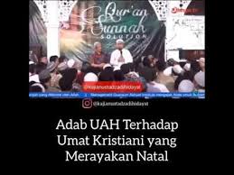 Umur 36 tahun) adalah seorang ulama asal indonesia yang dapat menguasai isi kitab suci alquran beserta letak barisnya. Video Adi Hidayat Ucapan Natal