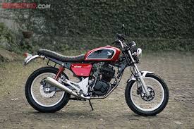 Modifikasi headlamp honda tiger revo pakai daymaker. Honda Tiger Revo Berubah Jadi Tracker Klasik Kiblatnya Honda Cb223s Gridoto Com
