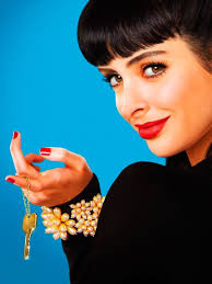 Reparto Apartamento 23 temporada 2