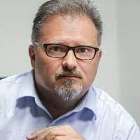 Darren Raab's Instagram, Twitter & Facebook