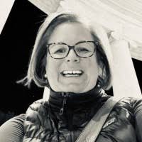 20+ "Kira Becker" profiles