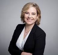 4 Executive Headshot Tips For The C-Suite Execs | HeadShots Inc