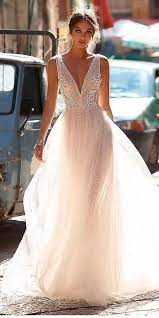 Wenn sie ein brautkleid kurz spitze tragen, werden sie im sommer nicht unter der hitze leiden. 21 Peach Blush Wedding Dresses You Must See Strand Hochzeit Kleid Ballkleid Hochzeit Hochzeitskleid