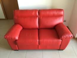 Con i nostri divani lineari, le dimensioni non sono più un problema. Divano A 2 Posti In Vera Pelle Color Rosso Nuovo By Natuzzi Ebay