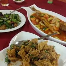 It tasted like the shat keh mah in ipoh but their pakaging & shape is not the same. Swan Seafood Restaurant Ground Floor Hotel Grand Continental