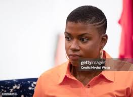 19 Photos & High Res Pictures