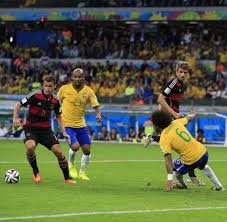 Findet die einreise nach deutschland am 1. Panzer Im Blitzkrieg Der Schadenfreude Wie Deutschland Gegen Brasilien Auch Das Spiel Der Sprache Dominiert Welt