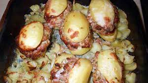 Savoureuses Pommes De Terre Farcies A La Chair A Saucisse Tasties Foods Pommes De Terre Farcies Chair A Saucisse Recette Pomme