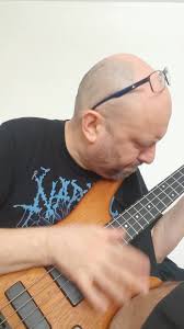 Guitar Summit Freitag 27.09. .. 15h Bass Stage mit Peter Sonntag Bass Reno  Schnell Gitarre und Sibi Siebert Drums. Feat. EBS Professional Bass  Equipment