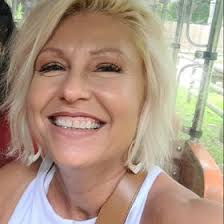 Stacey Moss (staceyleemoss)