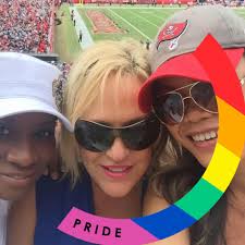 How to find a beekeeper to remove a hive from a cedar tree in Safety Harbor?