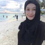 Maksud nama arissa asalnya daripada nama bunga dalam bahasa parsi dan inggeris dan berakar umbi daripada bahasa yunani (greek). Siapakah Ariana Dahlia Dalam Drama Akasia Tv3 Sayangku Kapten Mukhriz Encikshino Com