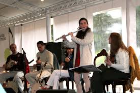 Jazz musician elisa meyer ferreira's bio, concert & touring information, albums, reviews, videos, photos and more. Musica Choro Das 3 Museu Da Casa Brasileira Museu Da Casa Brasileira