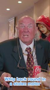 NEW SONG OUT NOW LINK IN BIO LET’S AV IT!!