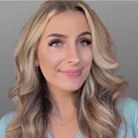 Amanda Kroner's Instagram, Twitter & Facebook