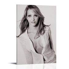 Amazon.com: RipPou Lisa Kudrow Sexy Poster Canvas Wall Art Decorative  Bedroom Modern Home Print Picture Artworkss 08x12inch(20x30cm): Posters &  Prints