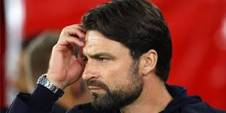 Jamie Carragher and Gary Neville have a race before Brighton vs West Ham