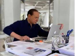 Ha un po' di febbre, ma sta guarendo 18:43 gb, cittadini ue fermati alla frontiera non saranno più rinchiusi in centri per migranti Silvio Berlusconi Ricoverato Per Coronavirus Diceva Faccio I Controlli E Vado Corriere It