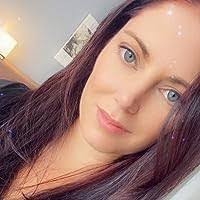 Shay Scott's Instagram, Twitter & Facebook