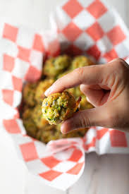 To make noodles with zucchini is very, very easy. Healthy Baked Zucchini Tots Video A Spicy Perspective