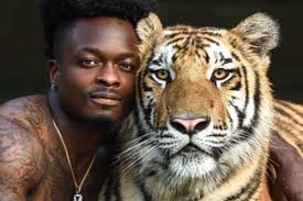 Casey Schrock (@33CSS)