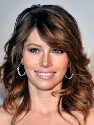 How to Pick Highlights for Dark Brown Hair