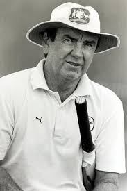 Bob Simpson (cricketer)