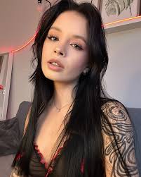 Hi, let's get acquainted, shall we? Subscribe to keep up to date with my  life 👋🏻🥹 . . . #BreathtakingBeauty #AllEyesOnHer #FeminineVibes  #SheKnowsHowToMove #HotAndConfident #Instaglam #BoldAndBeautiful  #InstaQueen #PowerfulFeminine #MagneticSmile ...