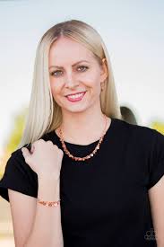 Complete Look} This trendy copper...