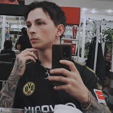 james posada (@jamesposadar)