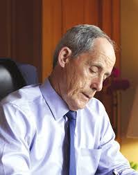 Dave Pifer's Instagram, Twitter & Facebook